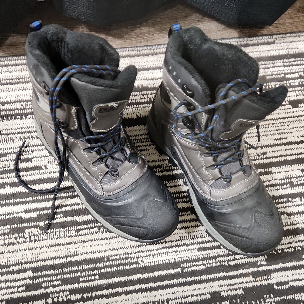 Khombu Men's Gray and Black Rain & Snow Boots